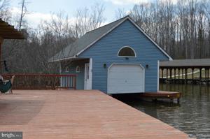 1261 POTTIESVILLE ROAD