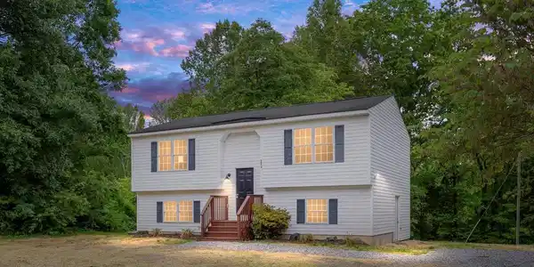 3205 LEWISTON ROAD