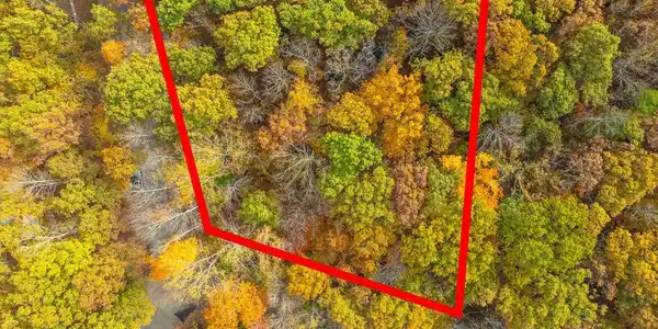 LOT 11 - PLEASANTS LANE