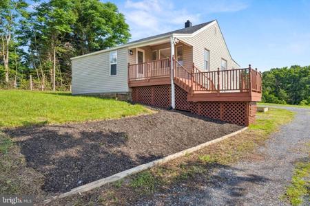 1611 HUDSON HOLLOW ROAD