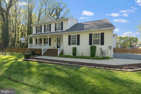 1221 CEDAR LANE