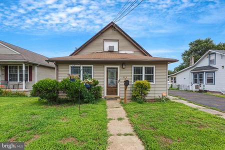 808 VELDE AVENUE