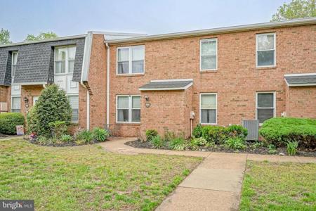2099 HARBOUR DRIVE