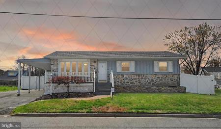 83 CASTLE HEIGHTS AVENUE