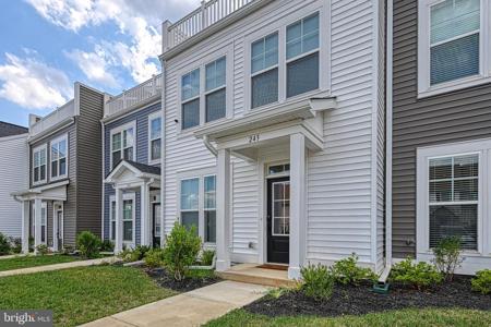 243 LAKE FRONT DRIVE