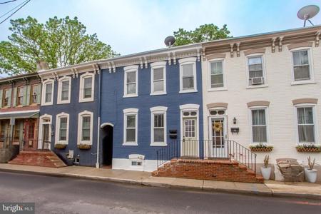 27 SWAN STREET