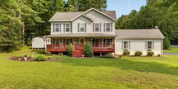 33 BOGEY LANE