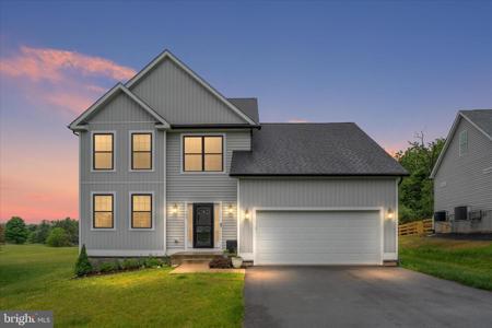 103 FAIRWAY CIRCLE