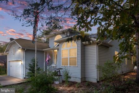 203 FAIRFAX LANE