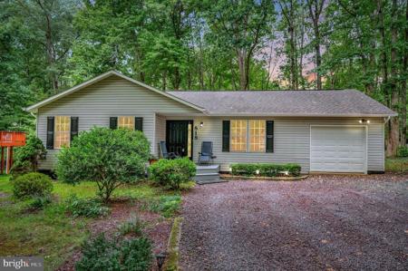 818 EASTOVER PARKWAY