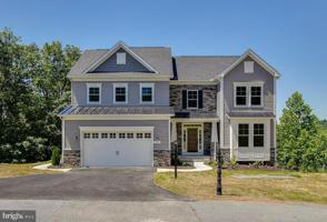 6851 E SHAVANO