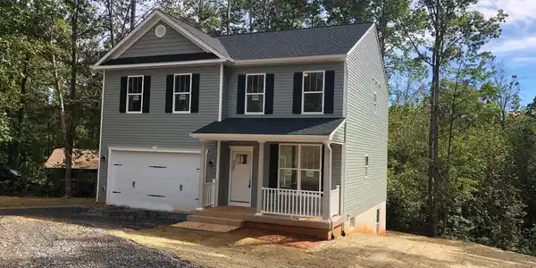 6121 BILLS ROAD