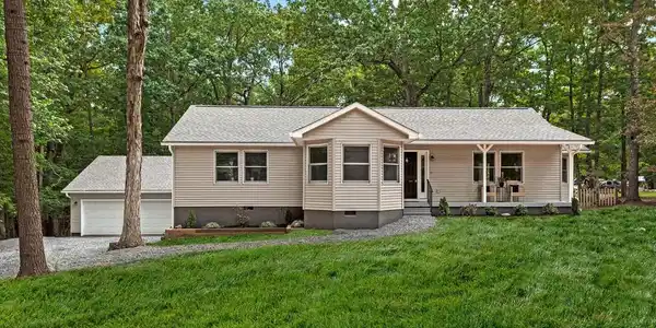 15002 COMFORT LANE