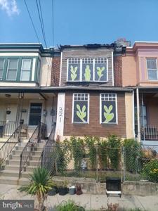 321 BYRON STREET