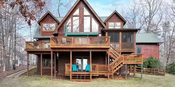 13101 BLACK WALNUT LANE