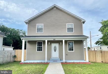 628 2ND STREET