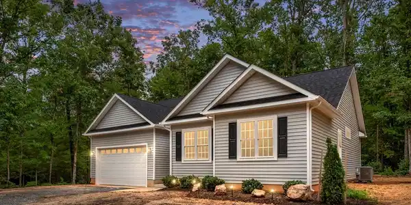 79 HICKORY CIRCLE