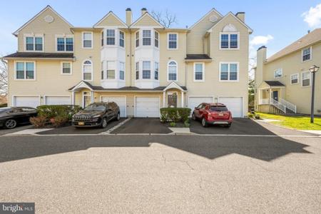 8103 CYPRESS COURT