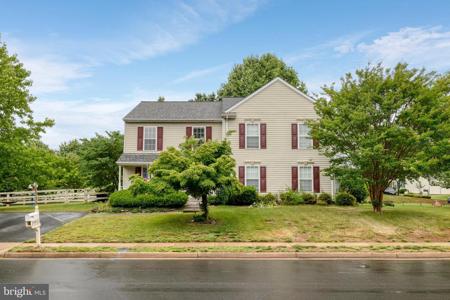 35912 CARRIAGE HILL DRIVE