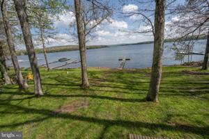 110 GLEN COVE ROAD