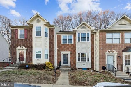 822 FARAWAY COURT