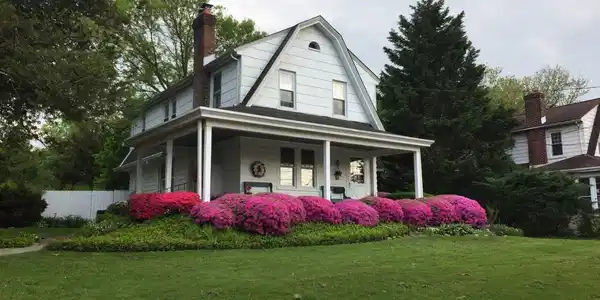 106 HENDERSON AVENUE