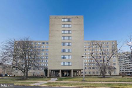 6621 WAKEFIELD DRIVE