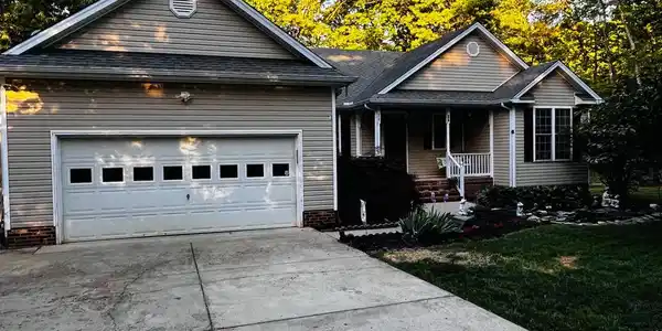 34 HEMLOCK LANE
