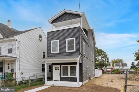 646 SPRUCE STREET