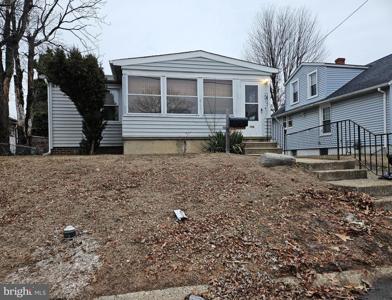 704 PEAR ST.