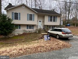 1033 RIMROCK ROAD