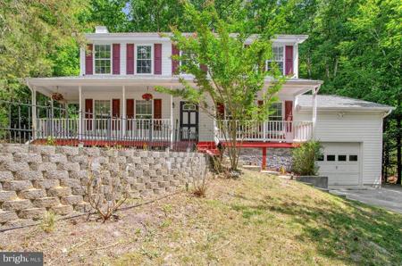 633 RED ROCK TRAIL