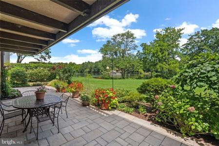 10085 WINDSTREAM DRIVE