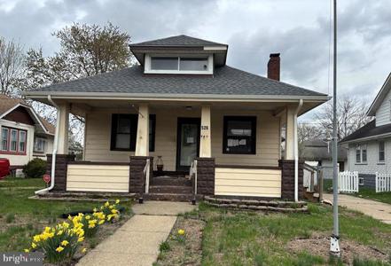 526 MANOR ROAD
