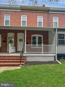36 3RD AVENUE
