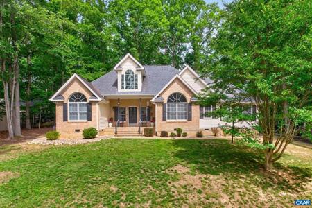 56 PONDEROSA LN