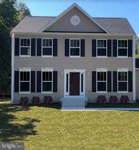 427 SHOREWOOD DRIVE