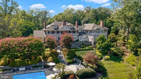 7506 L'HIRONDELLE CLUB ROAD