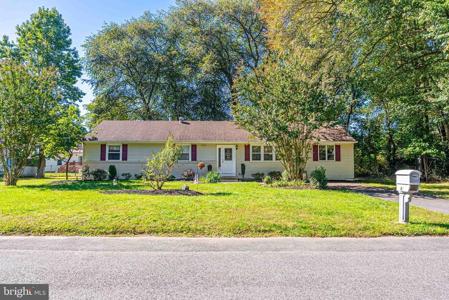 89 QUAKER ROAD