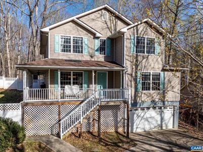 2102 LAKESHORE DR