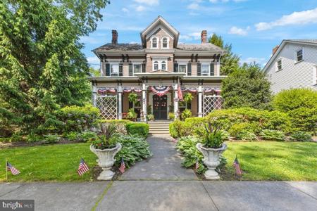 228 MANSFIELD STREET
