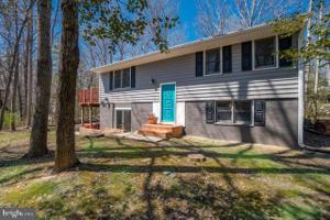 706 LAKE CAROLINE DRIVE