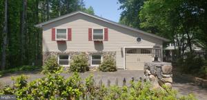 422 LAKE CAROLINE DRIVE