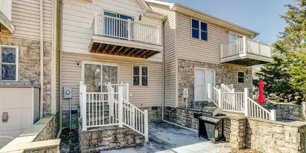 240 LAKE FRONT DRIVE