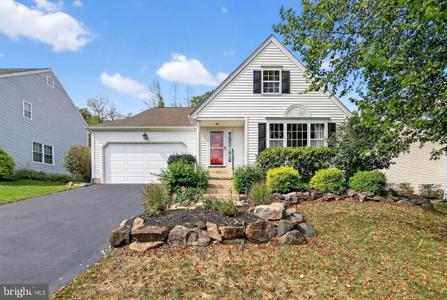 526 LARKINS BRIDGE DRIVE