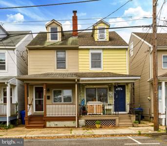 466 LOGAN AVENUE