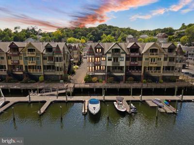 262 GASLIGHT LANDING COURT