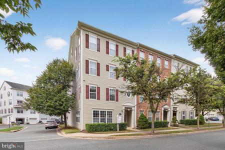 23 SWANTON LANE
