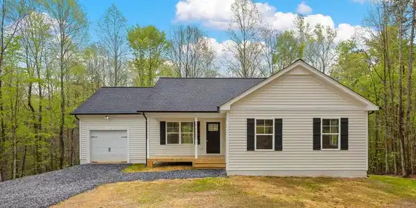 358 HEMLOCK LANE