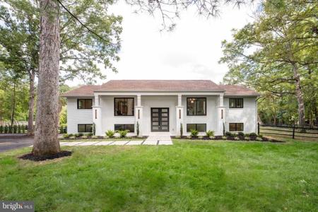 6211 WATERWAY DRIVE